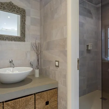 Portuguese Mansion Close To Marina, Golf And Beach. Vila Vilamoura