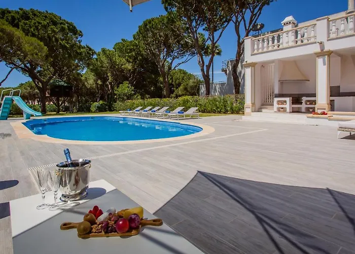 Portuguese Mansion Close To Marina, Golf And Beach. *