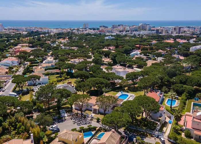 Villa Portuguese Mansion Close To Marina, Golf And Beach. *