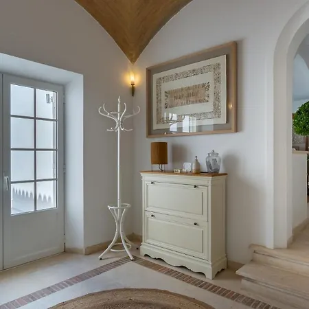 Вилла Portuguese Mansion Close To Marina, Golf And Beach.