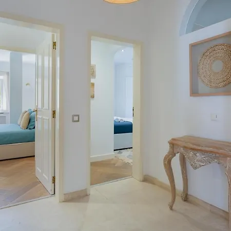 Portuguese Mansion Close To Marina, Golf And Beach.