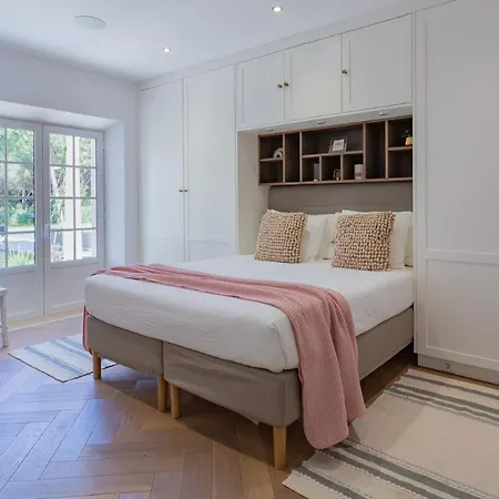 Portuguese Mansion Close To Marina, Golf And Beach. Виламура